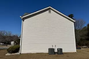 1214 Mystic Dr, Loganville, GA 30052 - Photo 5