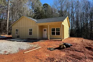 825 Mercer Dr, Elberton, GA 30635 - Photo 1