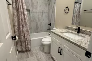 825 Mercer Dr, Elberton, GA 30635 - Photo 9