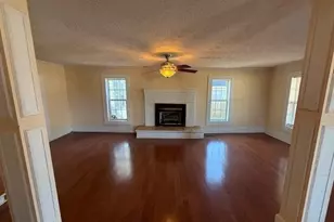 709 College St, Calhoun, GA 30701 - Photo 3