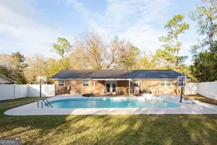 222 Edgewood Dr, Blackshear, GA 31516 - Photo 37