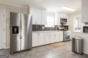 222 Edgewood Dr, Blackshear, GA 31516 - Photo 11