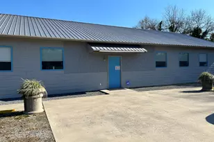 139 S Jackson St, Hawkinsville, GA 31036 - Photo 1