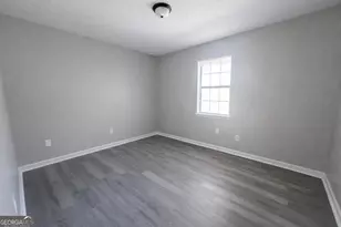 271 E Wright St, Winder, GA 30680 - Photo 11