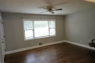 2695 Sandtown Rd SW, Marietta, GA 30060 - Photo 3