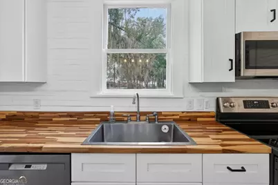 1401 Wayne, Darien, GA 31305 - Photo 21