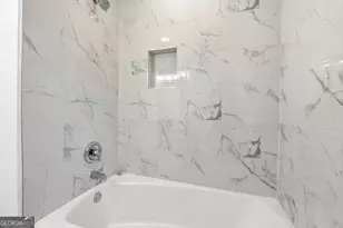 2520 Overlook Way NE, Atlanta, GA 30345 - Photo 17