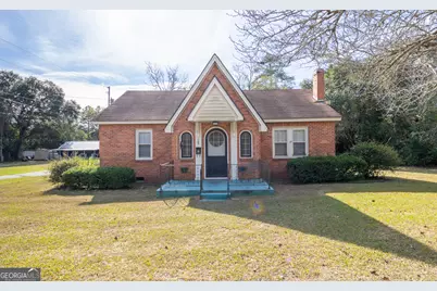 311 Tennyson Street NE, Pelham, GA 31779 - Photo 1