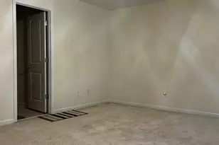 1525 Thunder Gulch Pass, Suwanee, GA 30024 - Photo 15