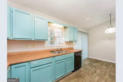 667 Rae Drive, Lawrenceville, GA 30044 - Photo 3