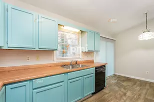 667 Rae Dr, Lawrenceville, GA 30044 - Photo 3