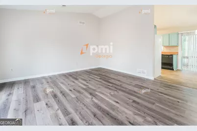 667 Rae Drive, Lawrenceville, GA 30044 - Photo 5