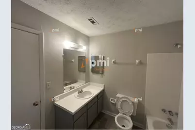 667 Rae Drive, Lawrenceville, GA 30044 - Photo 17