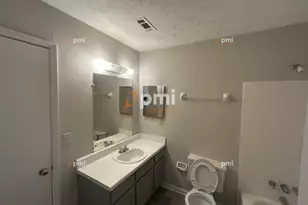 667 Rae Dr, Lawrenceville, GA 30044 - Photo 17