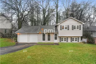 667 Rae Dr, Lawrenceville, GA 30044 - Photo 1