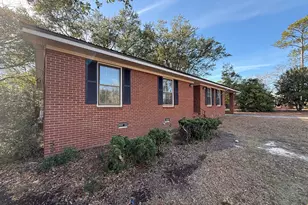 1612 Knox St, Dublin, GA 31021 - Photo 11