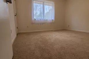4402 E Brandon Dr NE, Marietta, GA 30066 - Photo 17