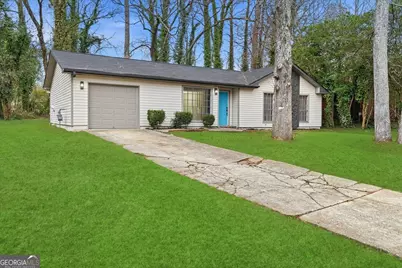 8185 Englewood Trail, Riverdale, GA 30274 - Photo 3