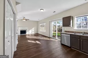 4292 Linecrest Ln, Ellenwood, GA 30294 - Photo 15