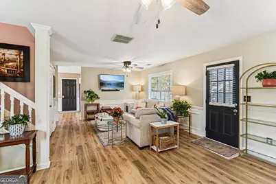 608 Cambridge Terrace, Loganville, GA 30052 - Photo 9