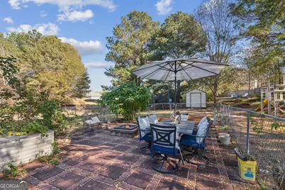 608 Cambridge Terrace, Loganville, GA 30052 - Photo 3