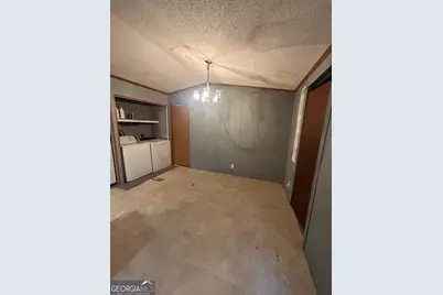 269 Lakeview Drive, Locust Grove, GA 30248 - Photo 5