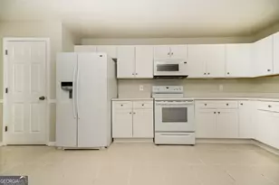 1038 Hampton Rd, Hampton, GA 30228 - Photo 5