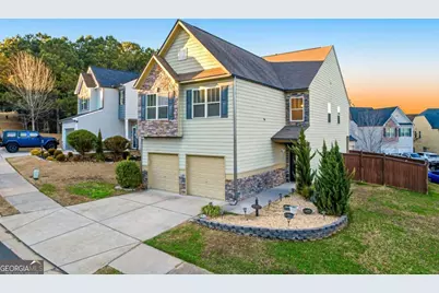 4068 Lake Manor Way, Atlanta, GA 30349 - Photo 3