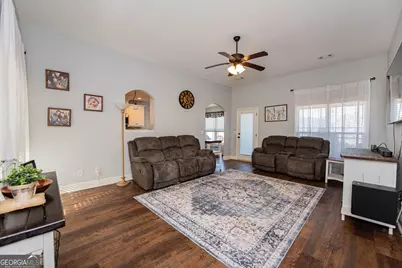 223 N Charity Lane, Warner Robins, GA 31088 - Photo 7