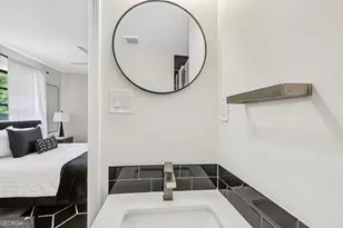 2271 Plantation Dr, Atlanta, GA 30344 - Photo 15