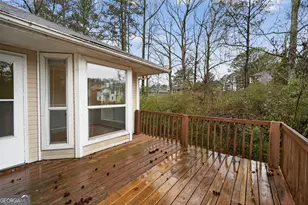 573 Woodstone Rd, Lithonia, GA 30058 - Photo 29
