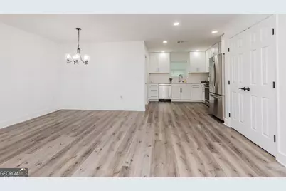 2521 Rocky Creek Road, Macon, GA 31206 - Photo 9