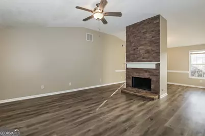 1085 Commons Court, Jonesboro, GA 30238 - Photo 3