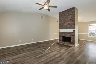 1085 Commons Ct, Jonesboro, GA 30238 - Photo 3