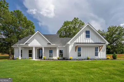 135 Oak Terrace Drive, Baldwin, GA 30511 - Photo 1