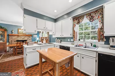 520 Old Club Road S, Macon, GA 31210 - Photo 9