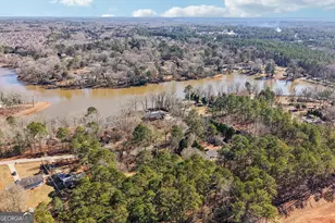 137 W James Cir, Hampton, GA 30228 - Photo 37