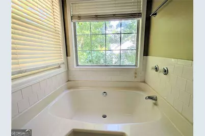830 Meadowsong Circle, Lawrenceville, GA 30043 - Photo 15
