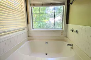 830 Meadowsong Cir, Lawrenceville, GA 30043 - Photo 15