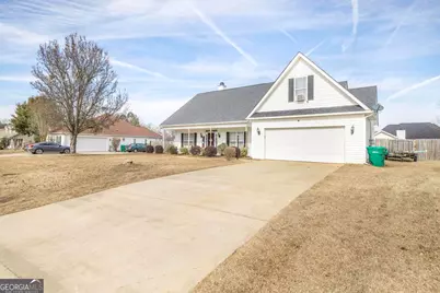 167 Holly Pointe, Warner Robins, GA 31088 - Photo 3