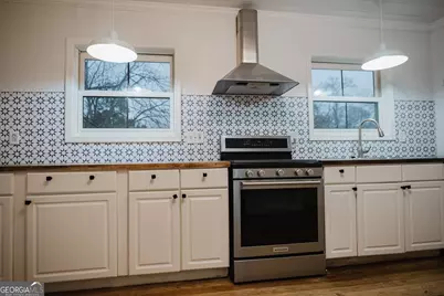 114 Stafford Avenue, Barnesville, GA 30204 - Photo 17