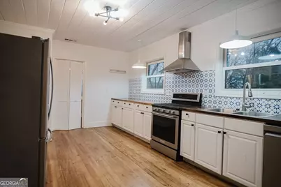 114 Stafford Avenue, Barnesville, GA 30204 - Photo 5