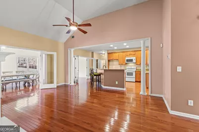 1050 Brittany Way, Fayetteville, GA 30214 - Photo 9