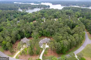 1040 Parrotts Cove Rd, Greensboro, GA 30642 - Photo 3