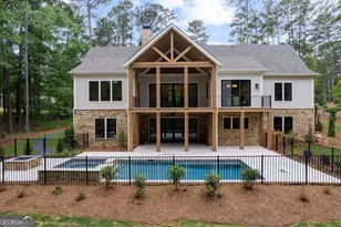 1040 Parrotts Cove Rd, Greensboro, GA 30642 - Photo 7