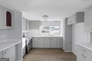 24 David Dr, Hampton, GA 30228 - Photo 9