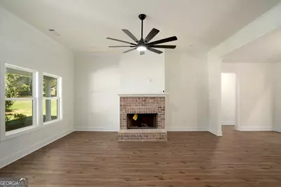 6134 Linwood Drive SE, Covington, GA 30014 - Photo 5