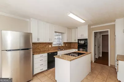 5675 Stewart Woods Drive, Douglasville, GA 30135 - Photo 9