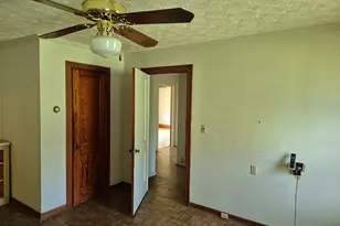 399 W Court St, Wrightsville, GA 31096 - Photo 11