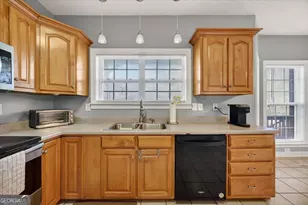 134 Royal Ln, Gray, GA 31032 - Photo 11